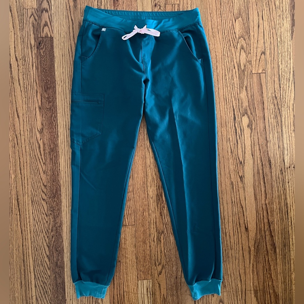 FIGS Women’s LIMITED EDITION (Caribbean Blue) Zamora Jogger Scrub Pants